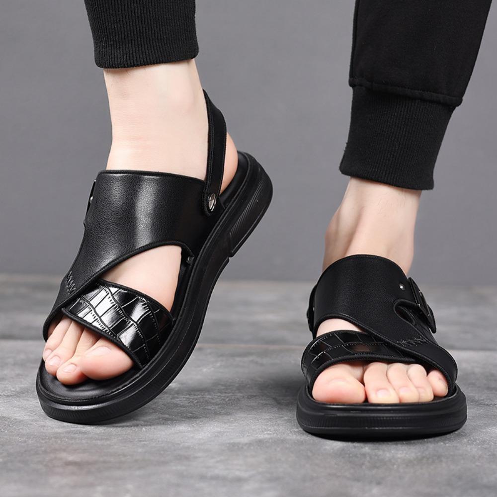 Summer New Thick Sole Sandals Men Anti Slip Leather Beach Shoes Soft Bottom Driving Casual Slippers