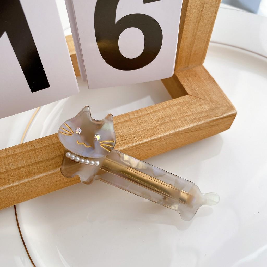 

Adorable Cat Themed Cute Bow Hair Clips For Women In Various Colors And Styles Light Gray Cat