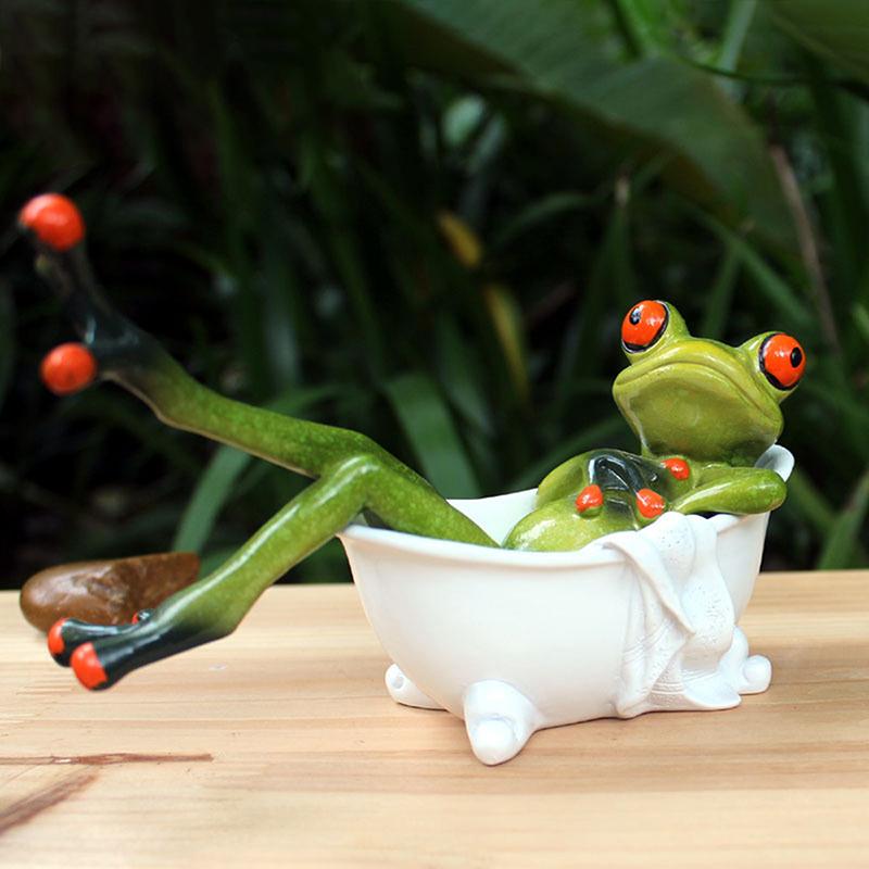 Creative Frog Sculpture 3D Statue Bathe Pose Ornament Gift For Garden Patio Indoor Bedroom Bathroom Decoration