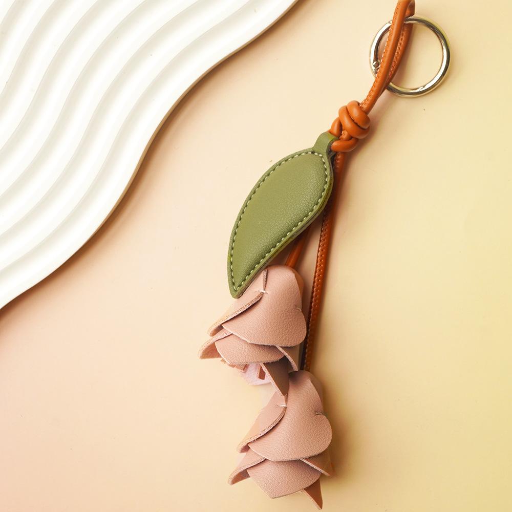 Nouveau Sac Tulipe à la Mode en Cuir PU Décoration Fleur Sac Pendentif Créativité Personnalisée Petit Cadeau Charme de Sac DIY Charme de Sac
