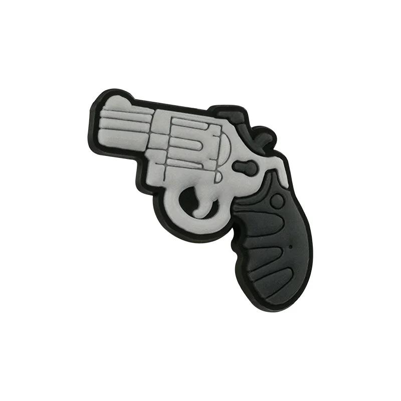1-25 Stück Waffen Pistolen Dollar PVC Schuh Deko Zubehör Panzer Flugzeug Anhänger DIY Garten Schuh Schnalle Zubehör Party Ornament
