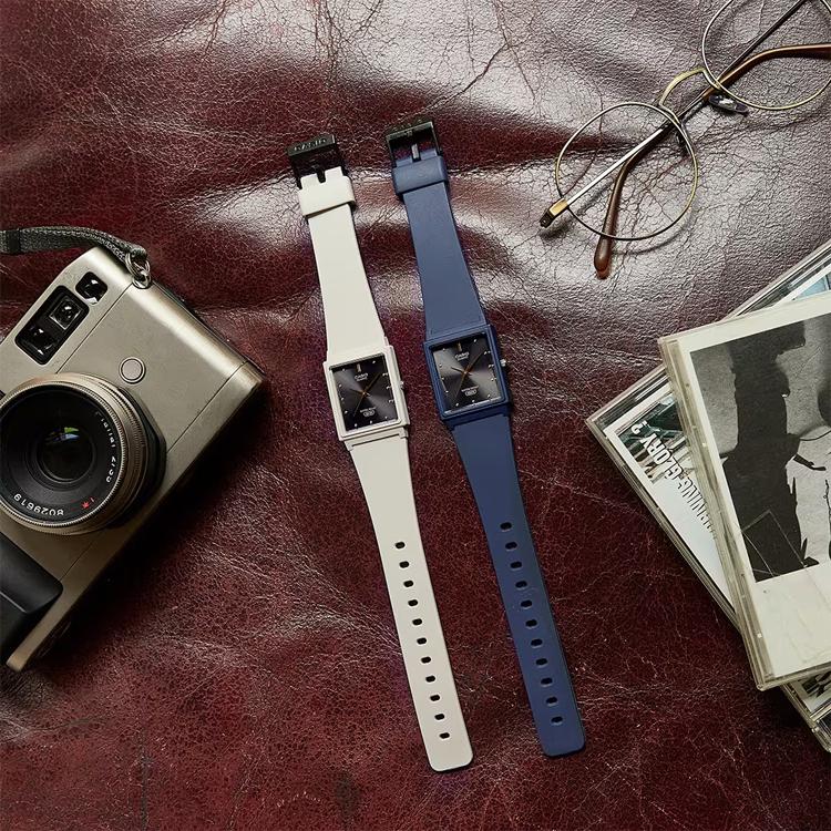 Casio Erkek Siyah Saat MQ-38UC-2A1 MQ-38UC-2A1