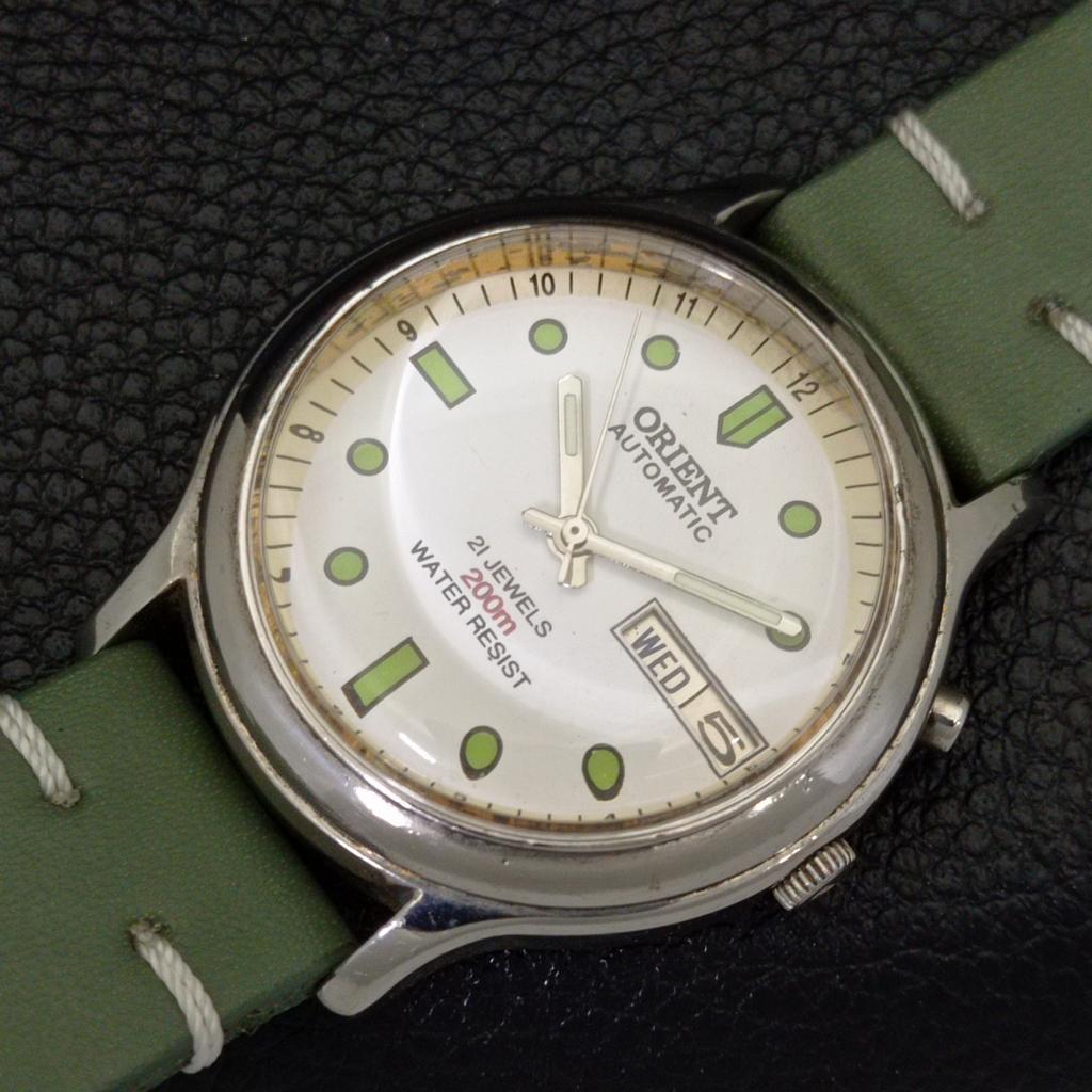 VINTAGE ORIENT AUTOMATIC 46943 JAPAN MENS WHITE COLOR DIAL WATCH a700706-5 R204-a700706