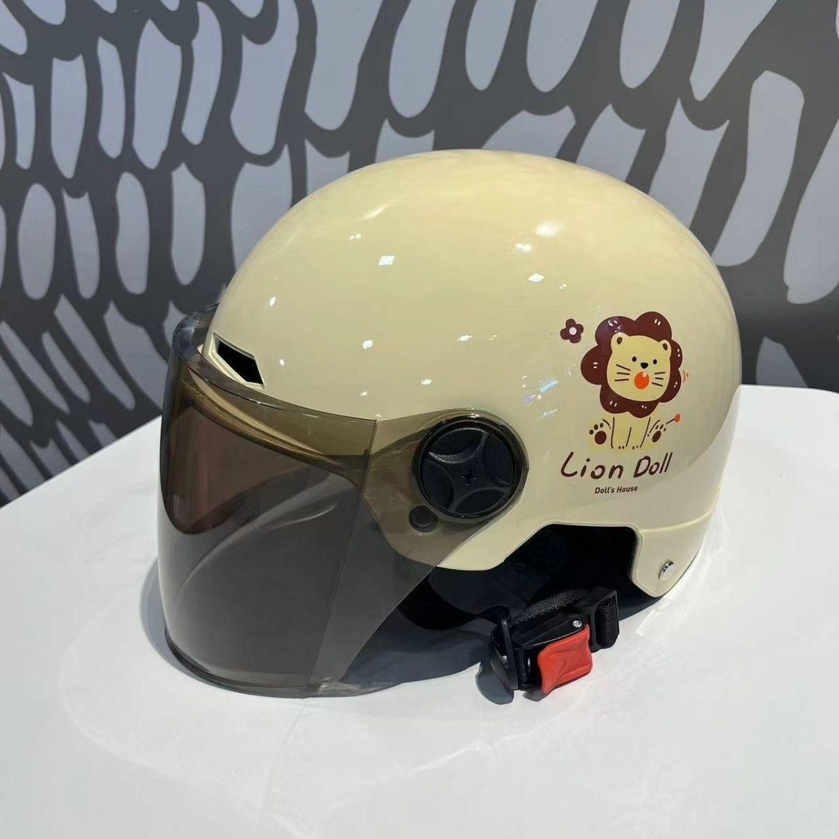 

Национальный стандартный электромобильный шлем для женщин и мужчин на все сезоны для лета Защита от солнца Симпатичный полушлем мотоциклетный капюшон 666 lion - beige (3C new national standard)