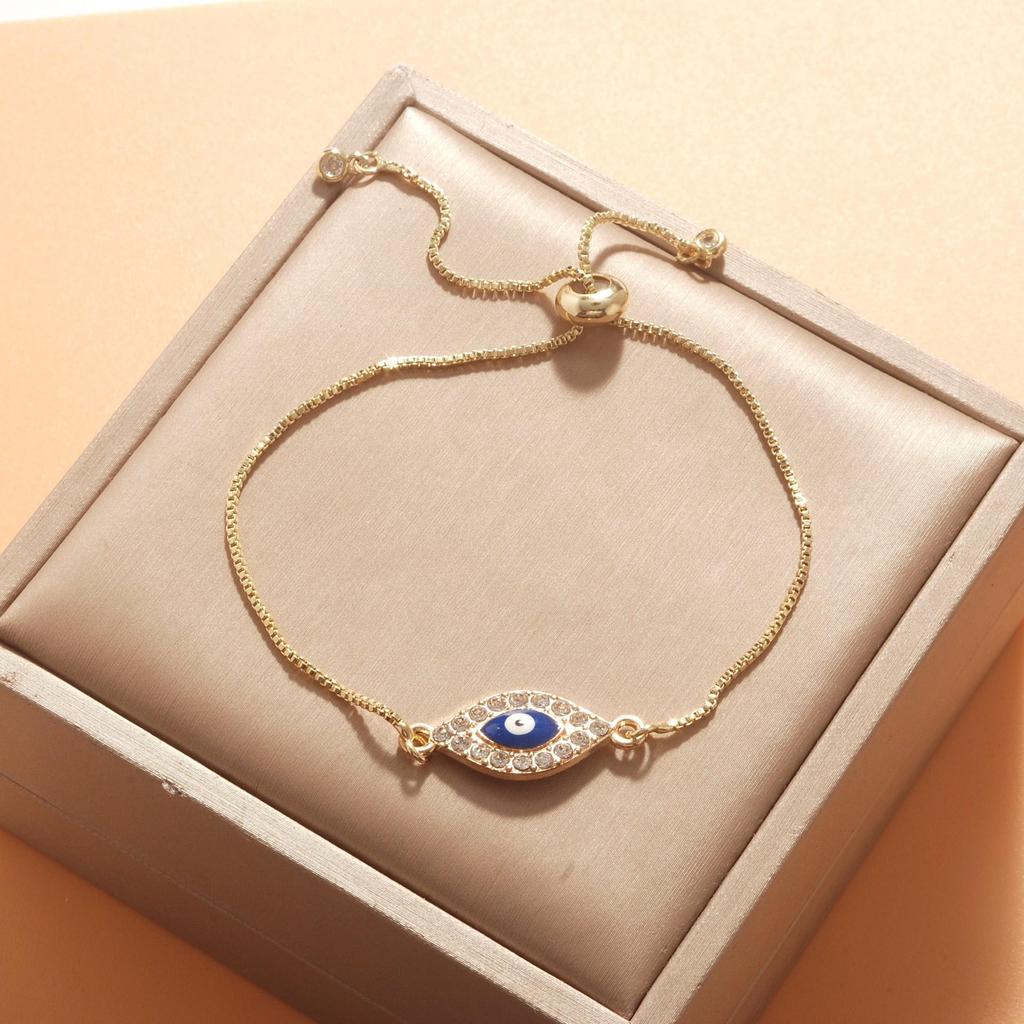 Verstellbares 8-förmiges Evil Eye Herzarmband für Damen - Europäische & Amerikanische Mode, Südostasiatischer Einfluss