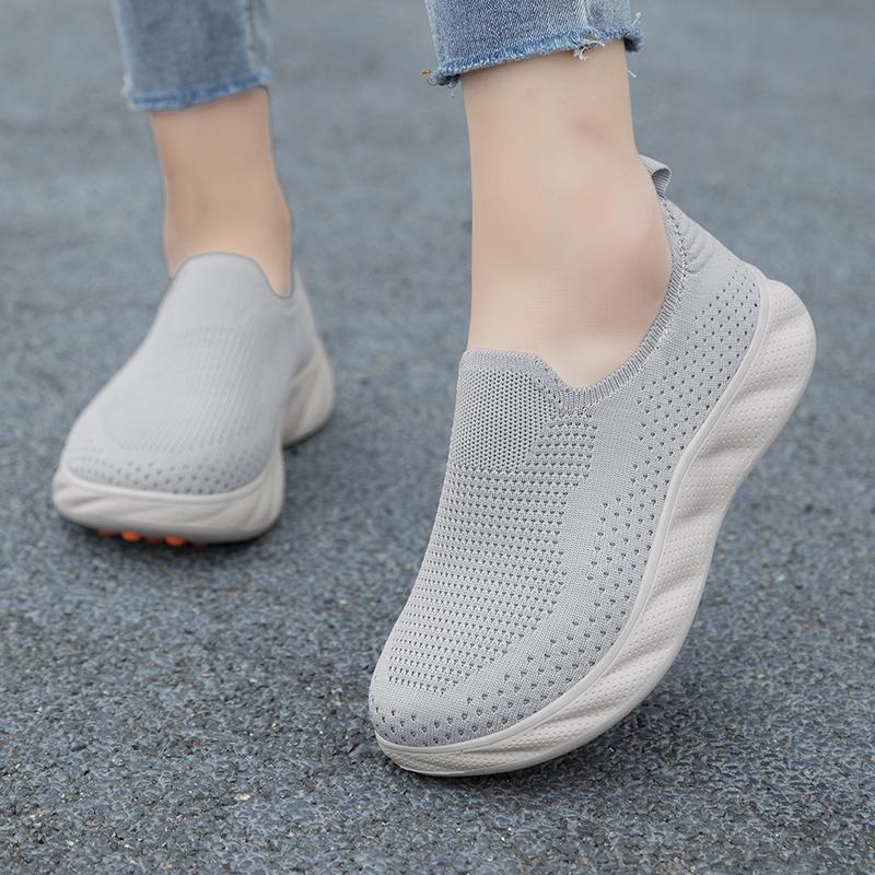 TUINANLE Unisex Wide Toe Couple Sneakers Breathable Lightweight Black Mesh Comfortable All Day Casual Walking Shoes for Daily Outdoor