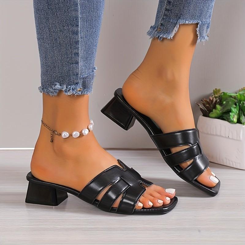 Fashion Women's Fashion Large Size Slippers Summer New Square Head Hollow Breathable Soft Bottom Temperament Low Heel Sandals