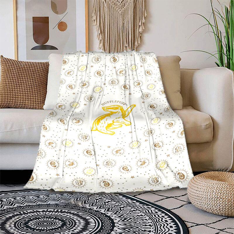 1pc Hufflepuff Badger Stars Pattern Cartoon Blanket,Portable Throw for Travel & Camping, All Season Cozy Blanket,Ideal Gift 80cmx120cm