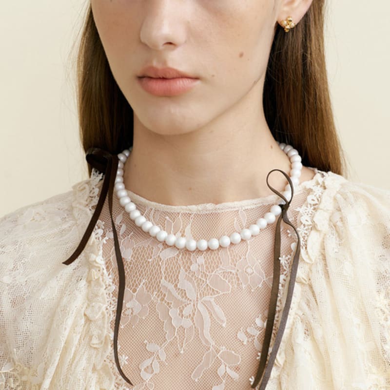 

MATIAS Leather pearl Necklace Pearl