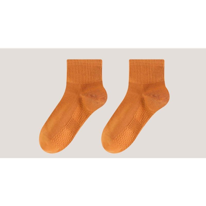 

Autumn and Winter Solid-color Mid-calf Socks for Men, Pure Cotton Breathable, Sweat-absorbing and Odor-proof Socks, Casual Sports Socks 1 pair