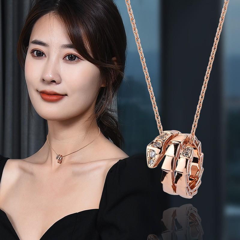 Nieuwe Dubbele Cirkel Slang Eenvoudig Retro Mannen en Vrouwen Slangvormig Sleutelbeen Ketting Hanger Ketting