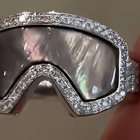 Anello Occhiali da Sci Strass Lucidi Anello da Dito Anello a Tema Sport Invernali 3D Accessorio Gioiello per Cappotto Invernale Regalo per Appassionato di Sci