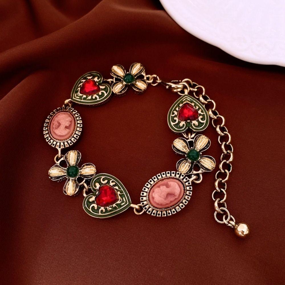 Zink Zinklegierung Vintage Halsketten-Set Elegante Retro Geprägte Ohrringe Herz Cameo Schmuckset Bankett