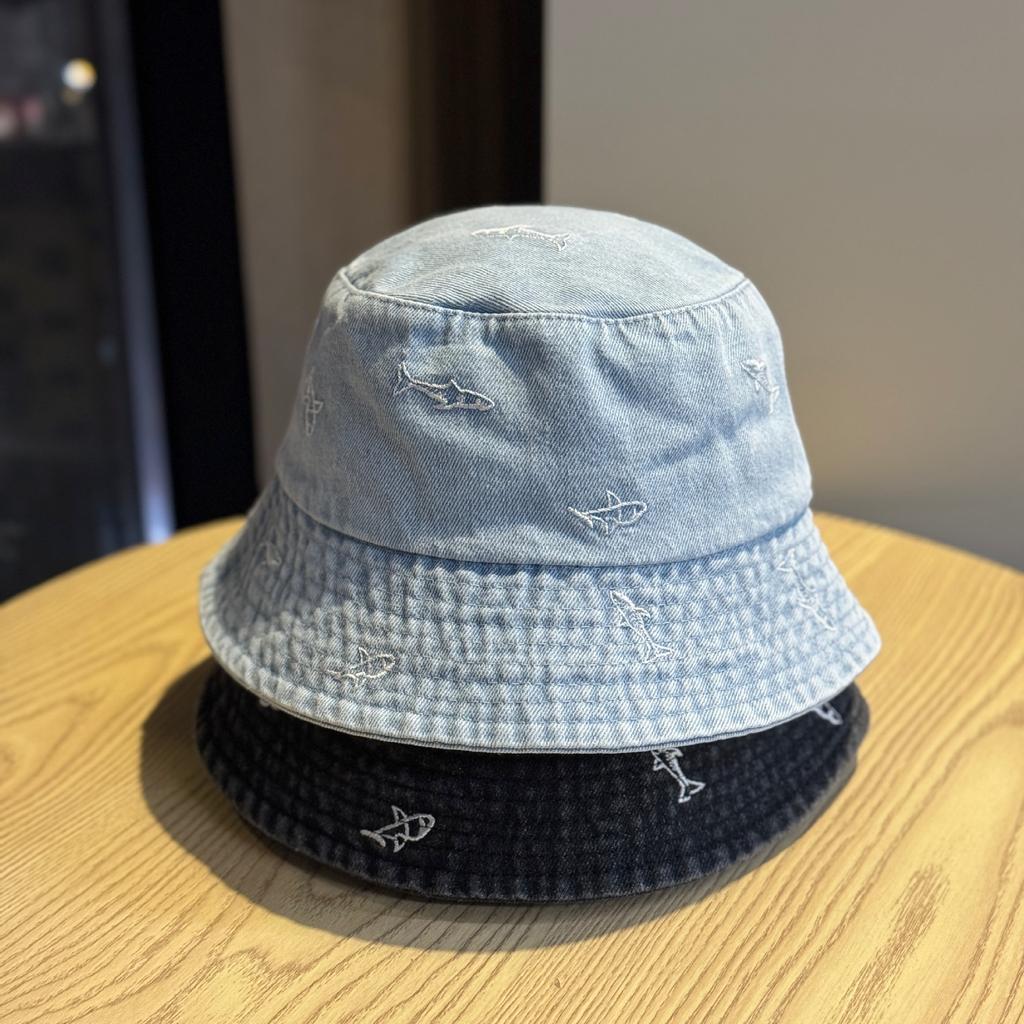 2026New trendy denim bucket hat for women, spring and autumn, washed vintage with letter embroidery, versatile outdoor sun protection hat