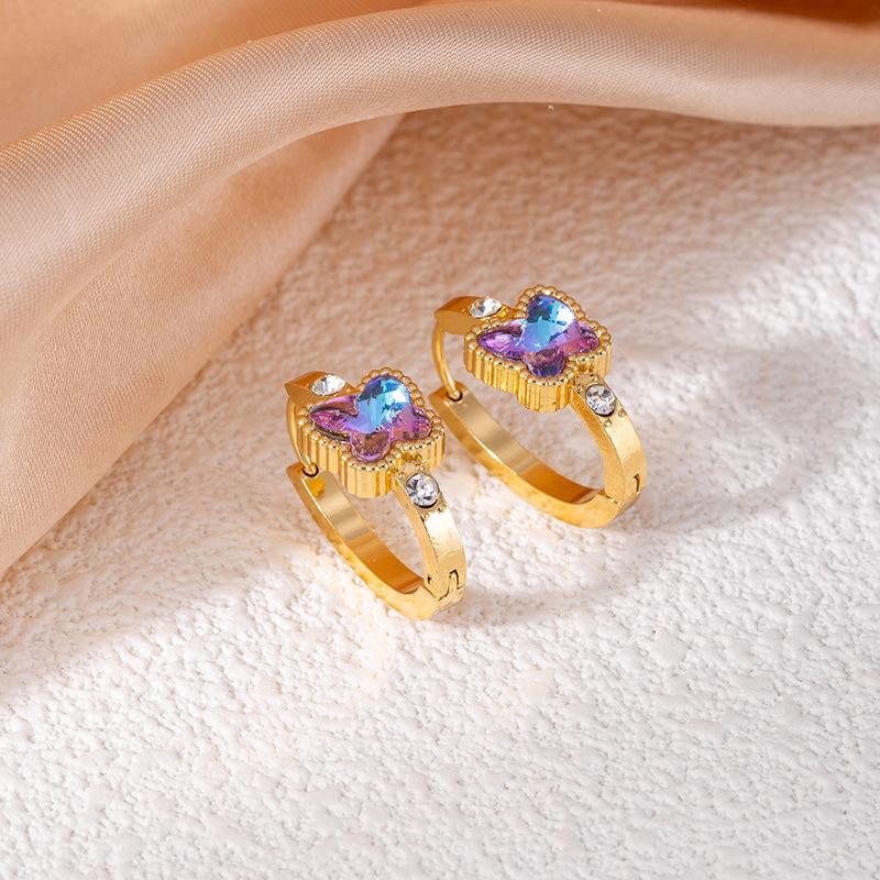 Золотые Серьги-Гвоздики Жемчужные в Форме Бабочки - Современный, Универсальный, Нишевый Дизайн