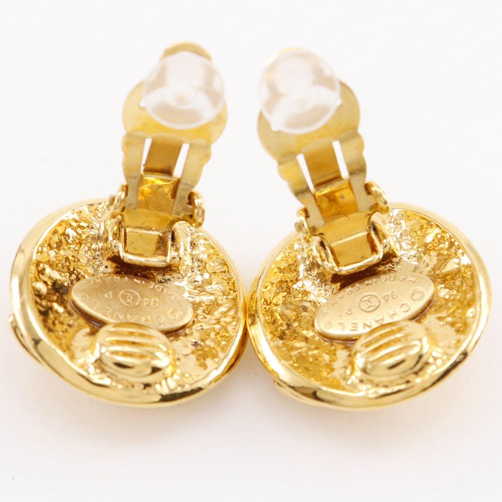 CHANEL COCO Mark Earring vintage Plated Gold 21.1g Women Used