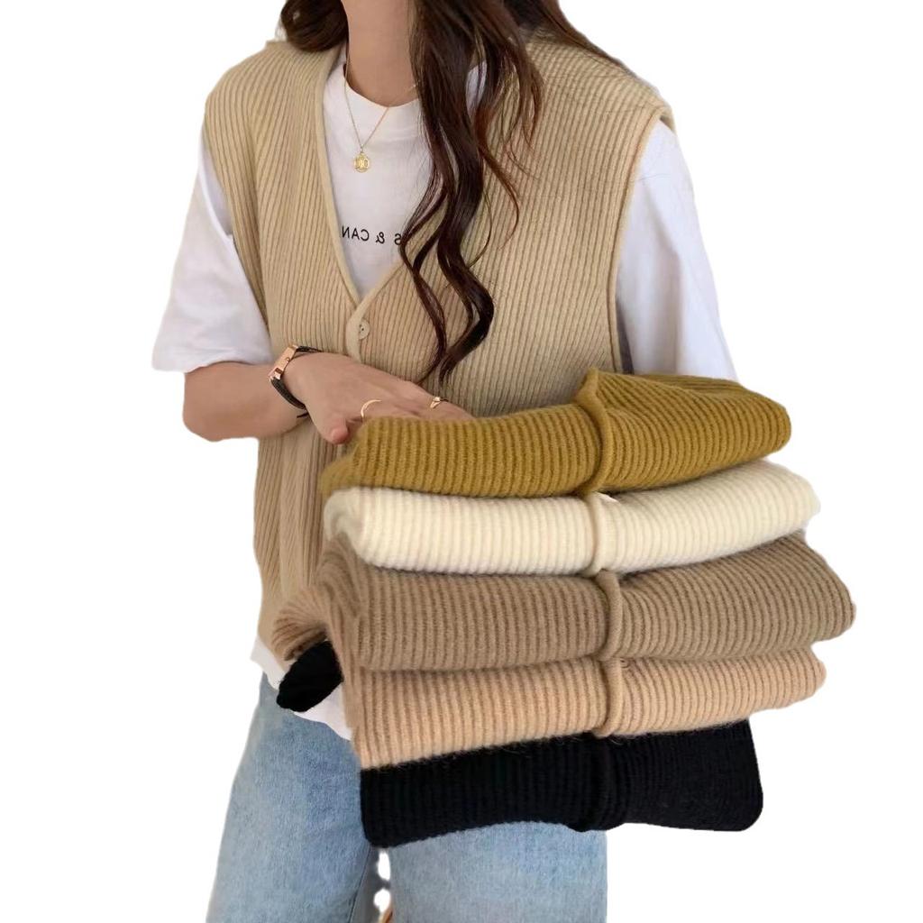 New Japanese and Korean casual vertical stripe simple solid color knit tank top for women, layered sleeveless commuter top