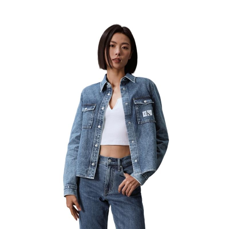 Calvin Klein Náplast s písmenem Vyšívaná Košile s dlouhým rukávem z čisté bavlny, praná džínovina Dámské košile Světle modrá J223851