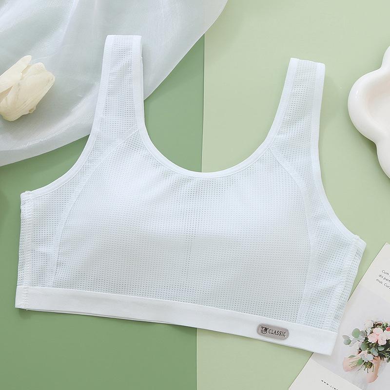 Teenage Big Girls Puberty Development Thin Vest Style Wireless Student Bra
