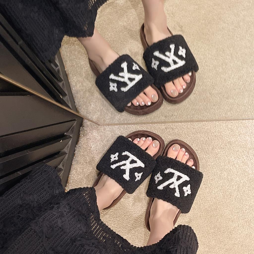 Mao Mao Slippers Women's Outer Wear 2025 Autumn and Winter New Short Mao Mao Shoes Small Fragrant Muffin Thick-soled Heightening Cotton Slippers