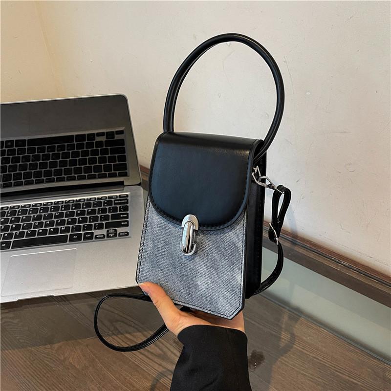 Stylish And Versatile Pu Mini Crossbody Bag For Women With Vintage Chic Design