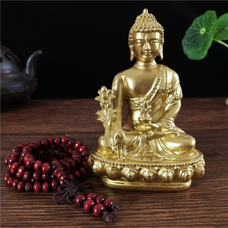 Gyllene Medicin Buddha Staty Med Halsbandsprydnad Harts Feng Shui Lycklig Buddha Skulptur Hem Kontor Trädgårdsdekoration Gåvor