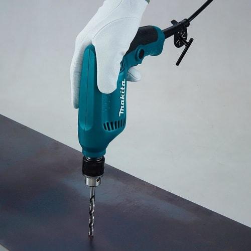 Makita Vrtačka s proměnnou rychlostí Kování 10 mm Dřevo 25 mm 6412 (Kov/kovy)