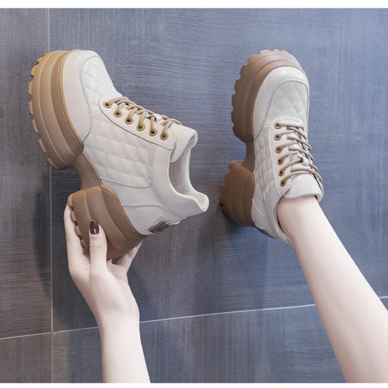 Women Casual Sneakers Platform Ladies New Outdoor Walking Sports Shoes Thick Heels Fashion Dad Shoes Vintage Lace Up Bread Shoes