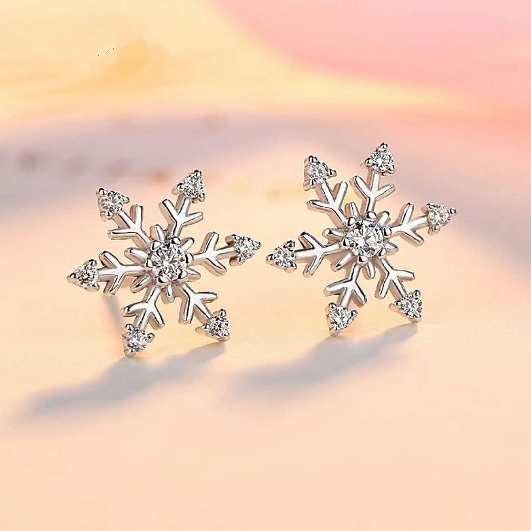 

Fresh and Sweet Christmas Snowflake Zircon Earrings for Women Cute Snowflake Earrings for Women Jewelry 2026