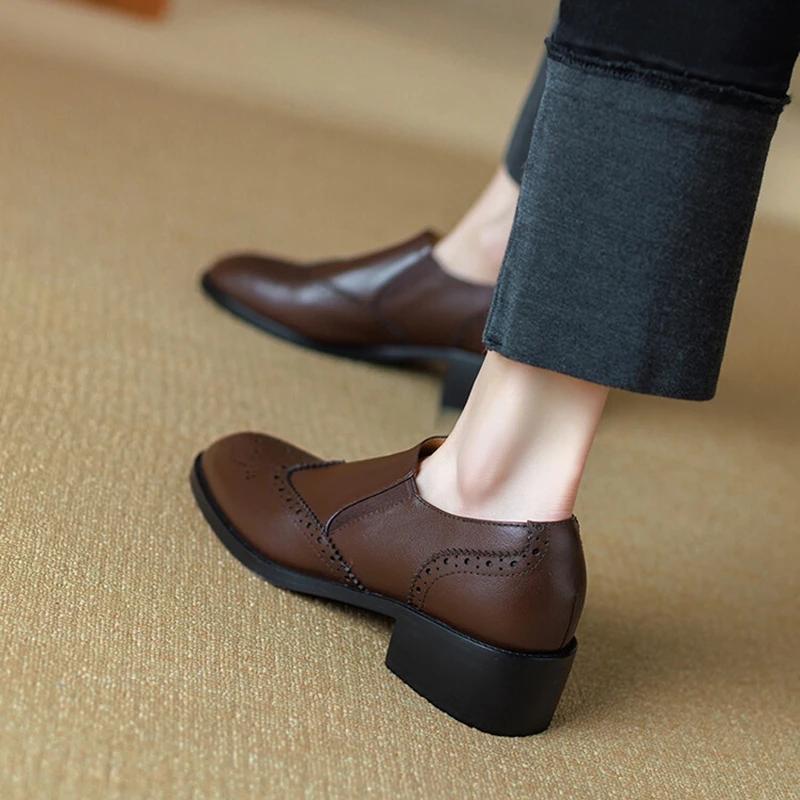 Fashion NEW Autumn/Spring Women Pumps Round Toe Chunky Heel Shoes Genuine Leather Shoes for Women Slip-on Brogue Black Soft Women Shoes