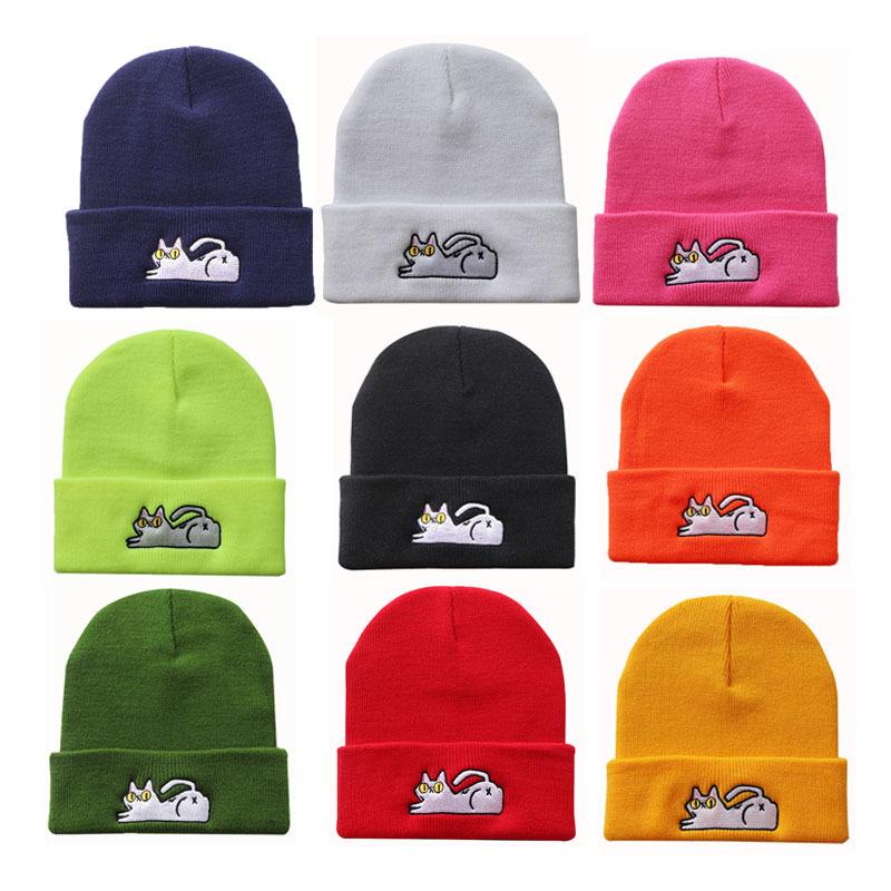 Cute lazy cat embroidered knitted hat for male and female students, warm pullover hip-hop beanie