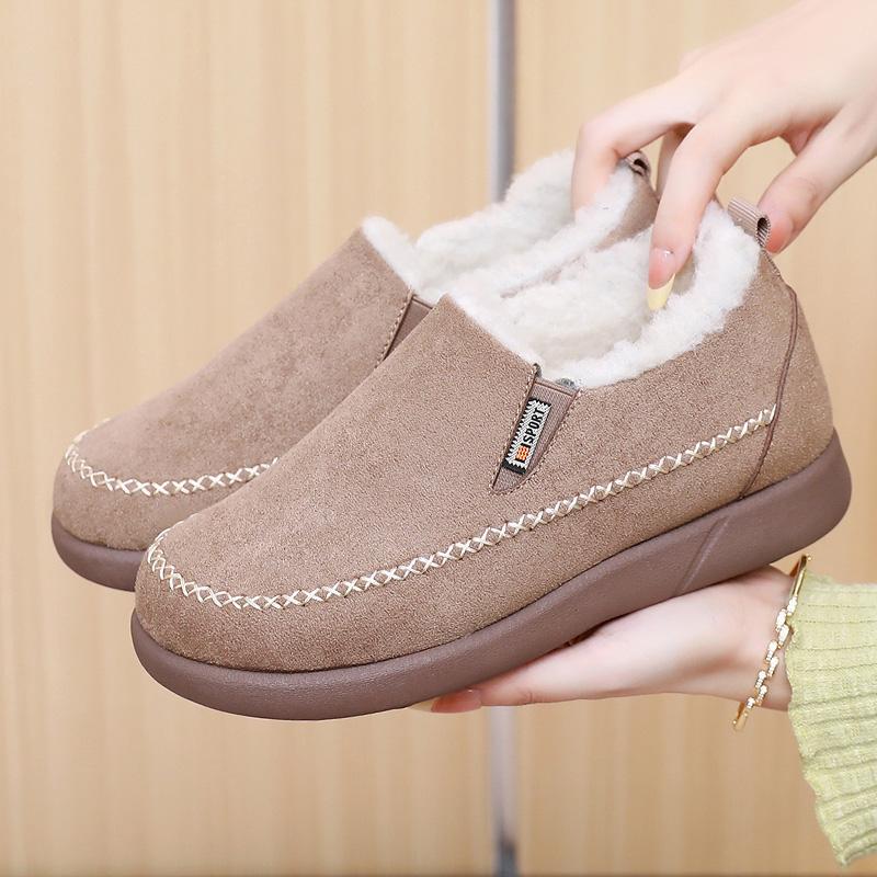 Winter New Women's Cotton Shoes with Fleece Insulation Durable and Skid-resistant Slip-on Shoes Free Women's Shoes