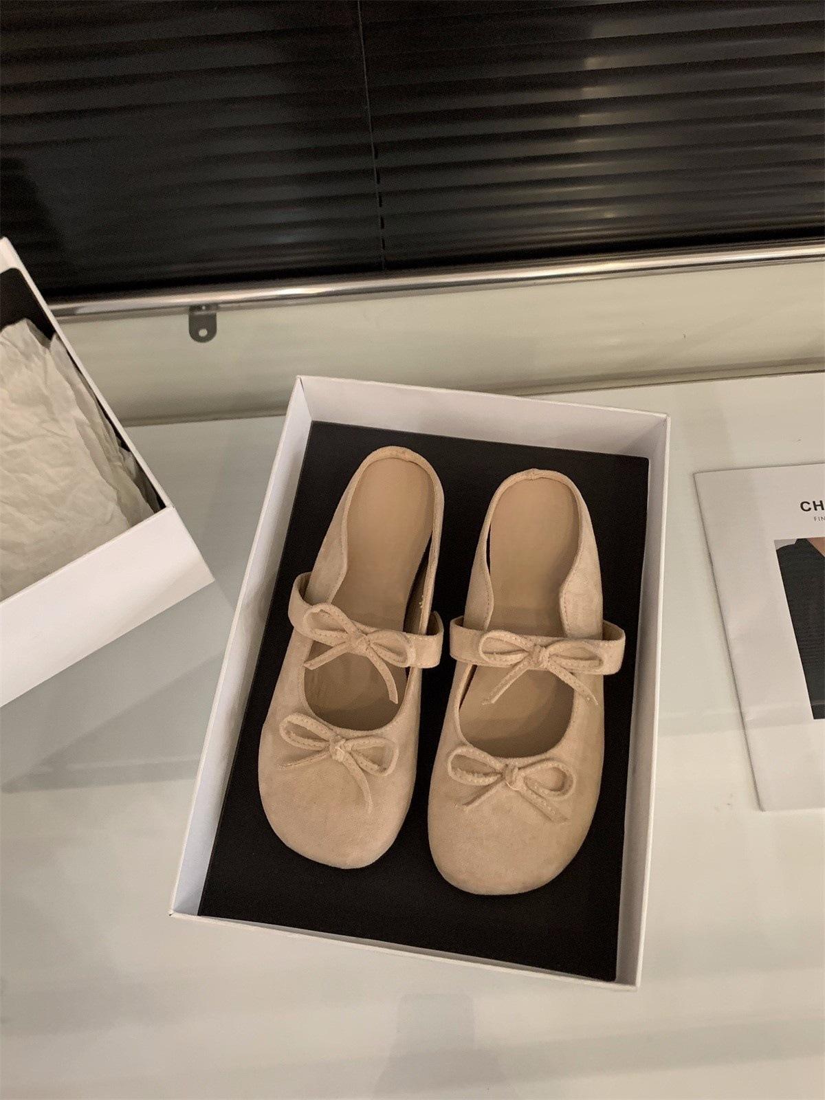 

Внутреннее увеличение высоты ретро замшевая сумка с бантом голова полушлепанцы женская обувь носить новая серебряная одинарная обувь 40