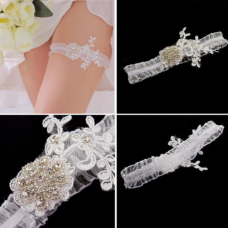 Western Wedding Bride Garter with Lace Floral Applique Decoration