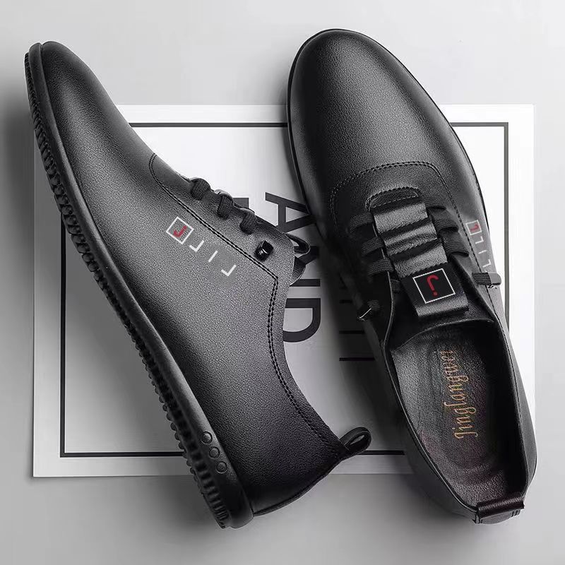 

2025 autumn new men s casual shoes Doudou shoes business men s leather shoes fashion versatile white shoes one pedal men s shoes 39
