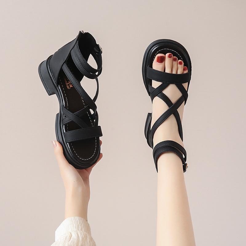 

Высокие сандалии fairy wind girl 2025 новые летние универсальные крутые ботинки на плоской подошве повседневные простые полые римские туфли прилив 35 чёрный