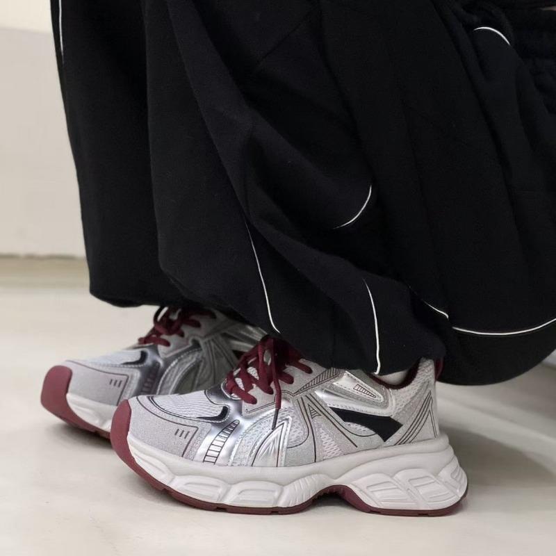 Autumn New Leather Platform Dad Shoes Women's Breathable Versatile Lightweight Non-slip Casual Sports Shoes Tide