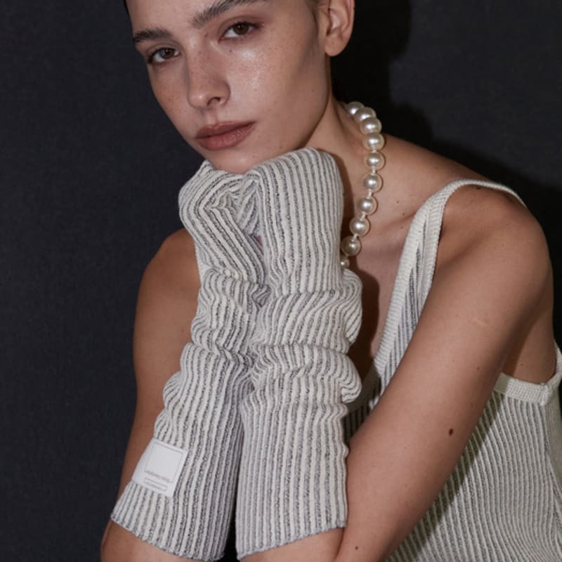 Ouie Knit Long Warmer Ivory OU1264