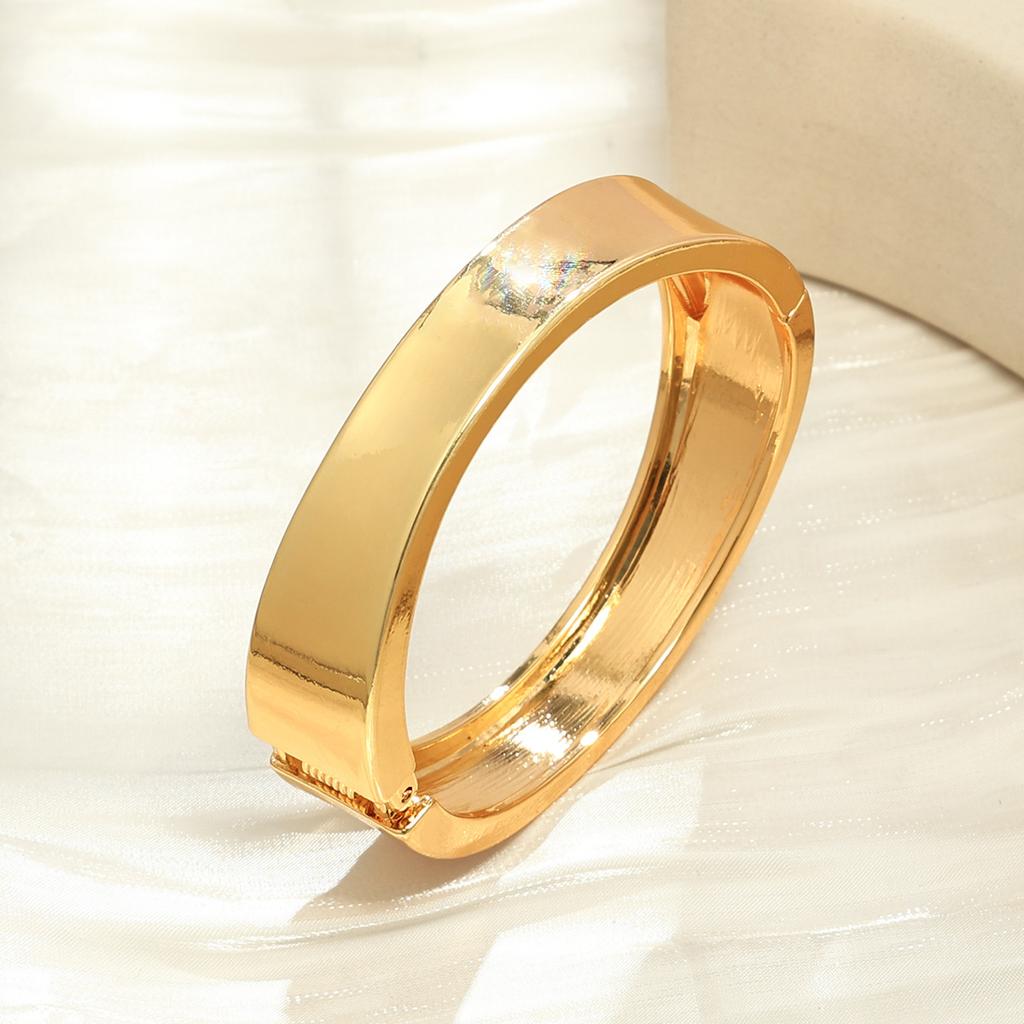Bracelet INS Minimalist Irregular Wave Jewelry Metal Glossy Bracelet Ladies Jewelry