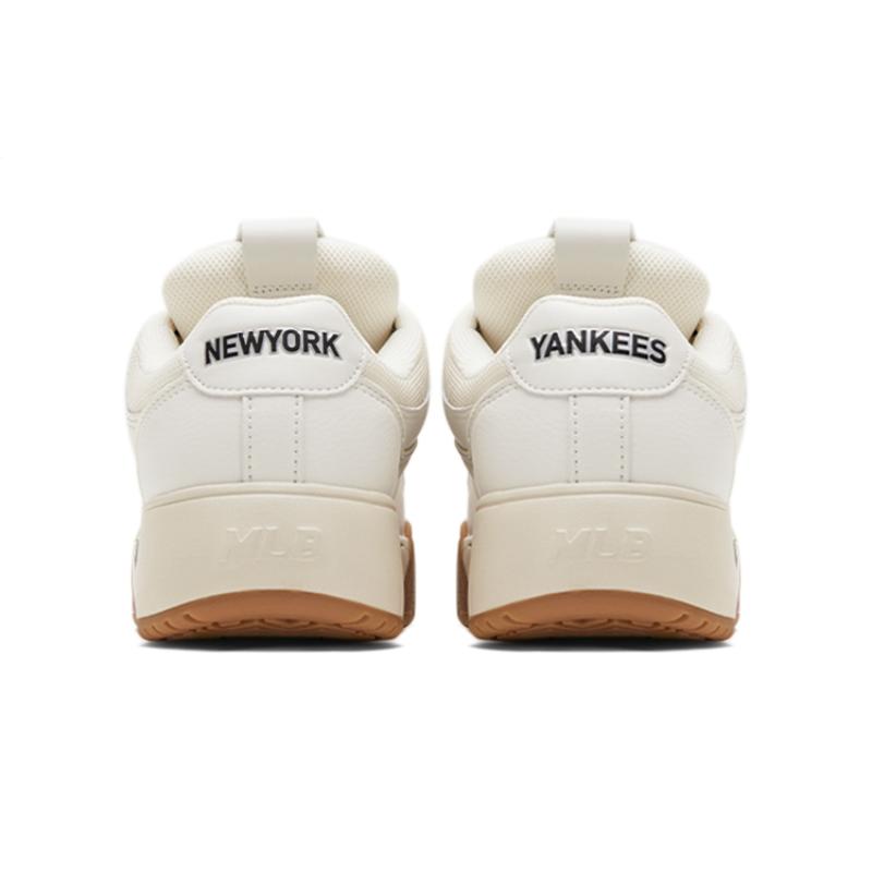 MLB Chunky Wide Low top Skateboard Shoes Unisex White Beige Sneakers 3ASXCCW3N-50CRS