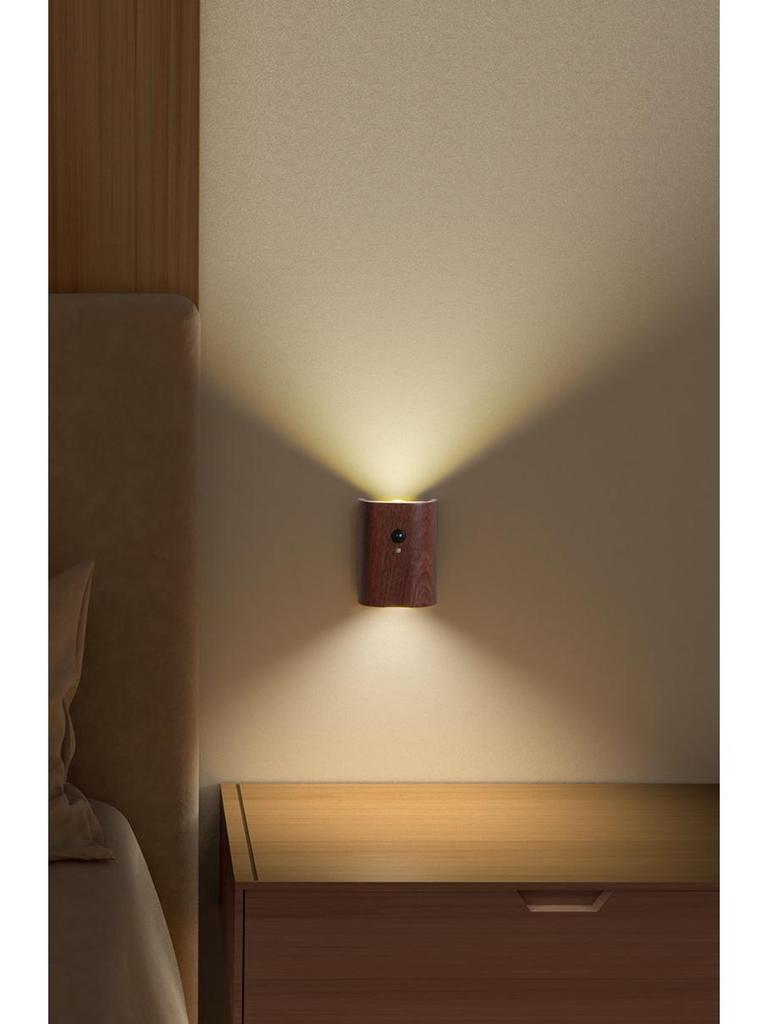 LED-Wandleuchte mit Bewegungssensor und Massivholzmaserung - USB-aufladbares Nachtlicht für Flure und Schlafzimmer