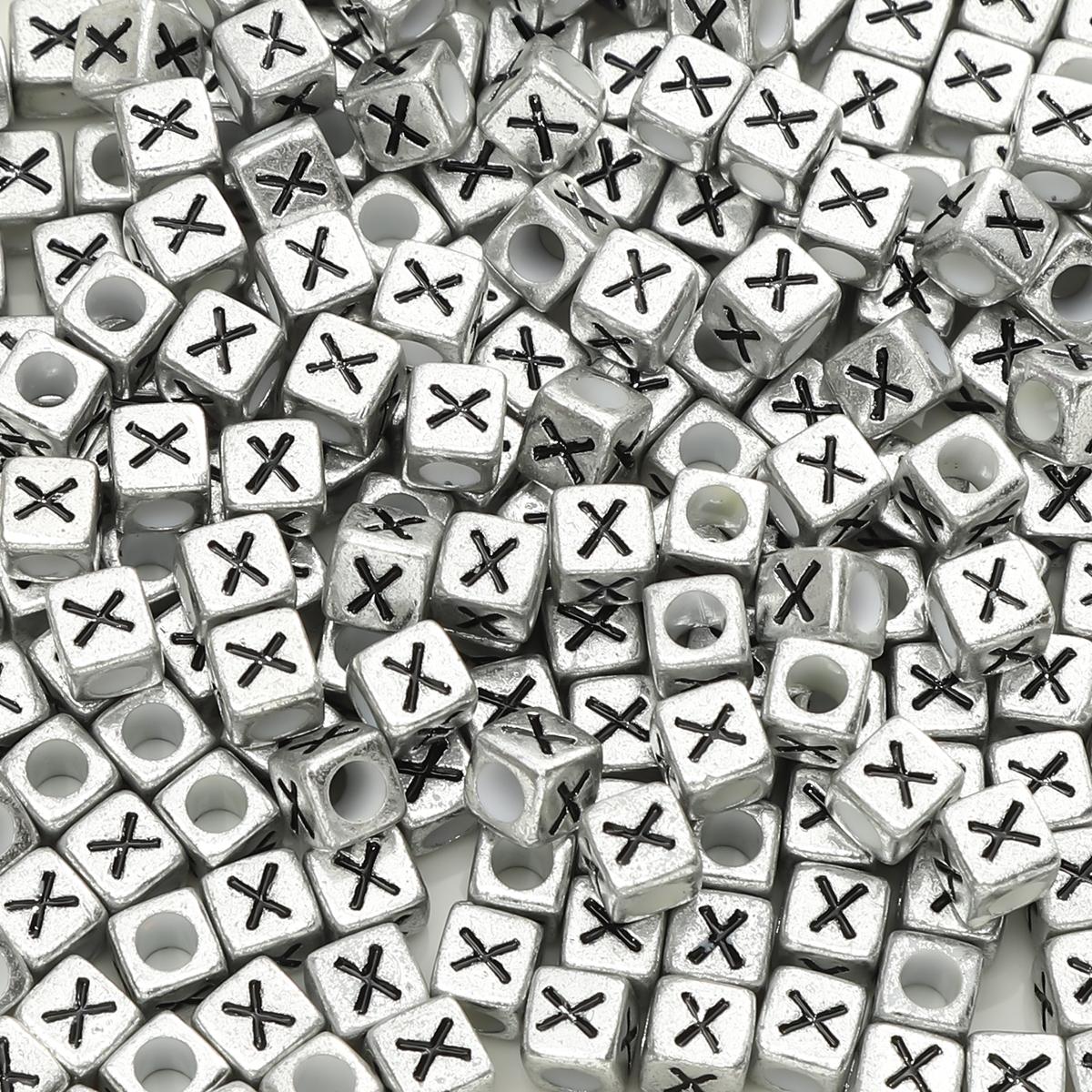 

Акриловые кубики с английскими буквами для изготовления ожерелий, браслетов, серег и других украшений своими руками X