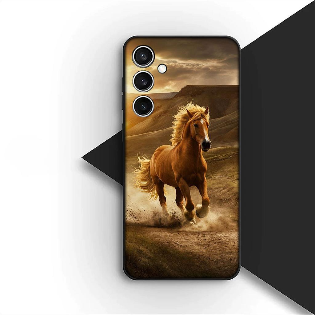 Running Wild And Free Horse Cover for Apple iPhone 16 14 15 Plus 11 Pro Max 16E ProMax + 15Plus 16+ 14+ Coque Phone Case