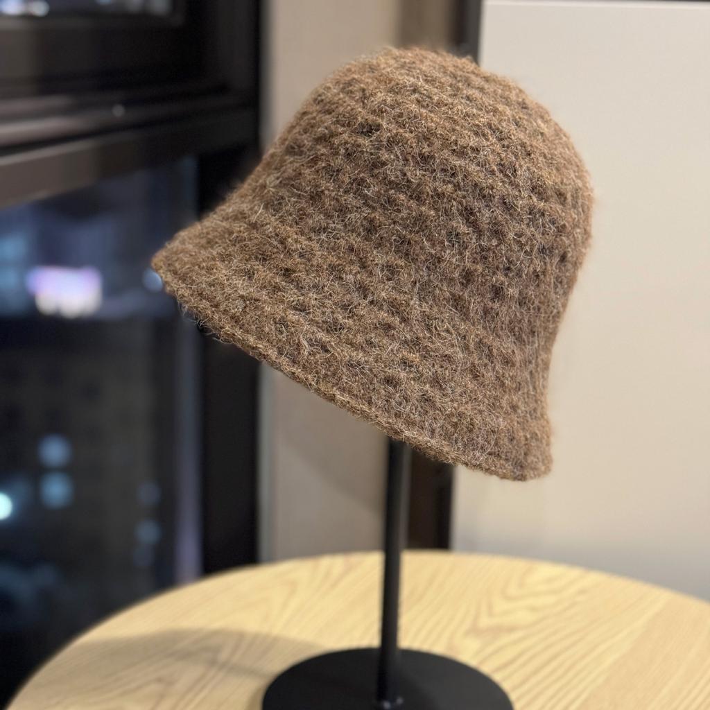 New Autumn and Winter Warm Knitted Fisherman Hat for Women Japanese Style Simple and Fashionable Face Showing Small Travel Casual Bucket Hat