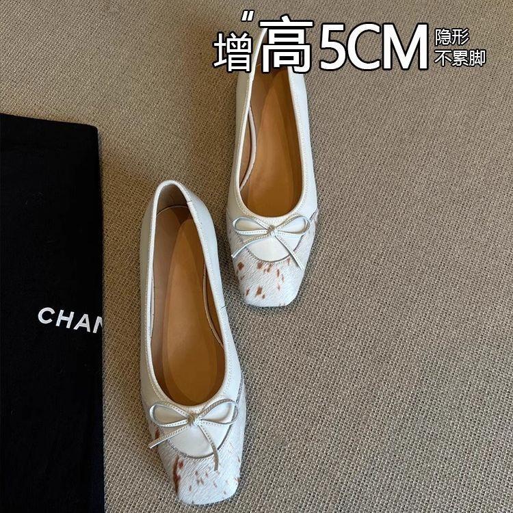 French retro square head bow small single shoes women s spring new shallow mouth one pedal with skirt flat shoes 40 белый 3500₽