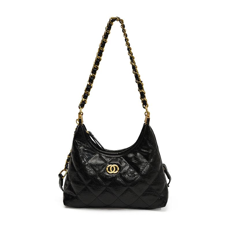 

This year s popular bags women s autumn and winter fashion versatile diamond shoulder bag commuter messenger bag