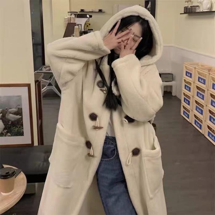 Women's Longhorn Button Lamb Wool Coat - 2023 Autumn/Winter, College Style, Warm, Hooded
