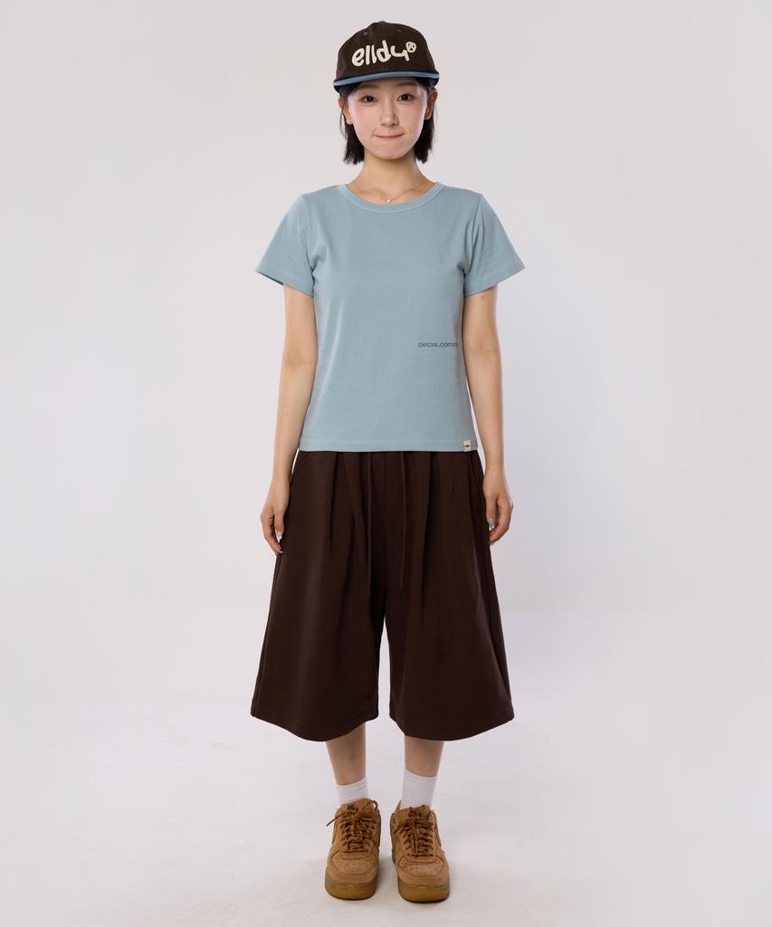 BOUNDARY Double-Tuck Classic Logo Backpack Patch Bermuda Shorts [Brown]