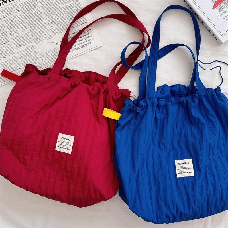 New striped drawstring shoulder bag lazy wind tote cloth bag large capacity commuter bag student class bag
