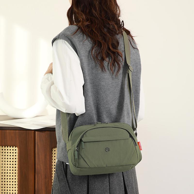 Large Capacity Multi-Pocket Shoulder Bag Women's Crossbody Bag Lightweight Commuter Mother Bag